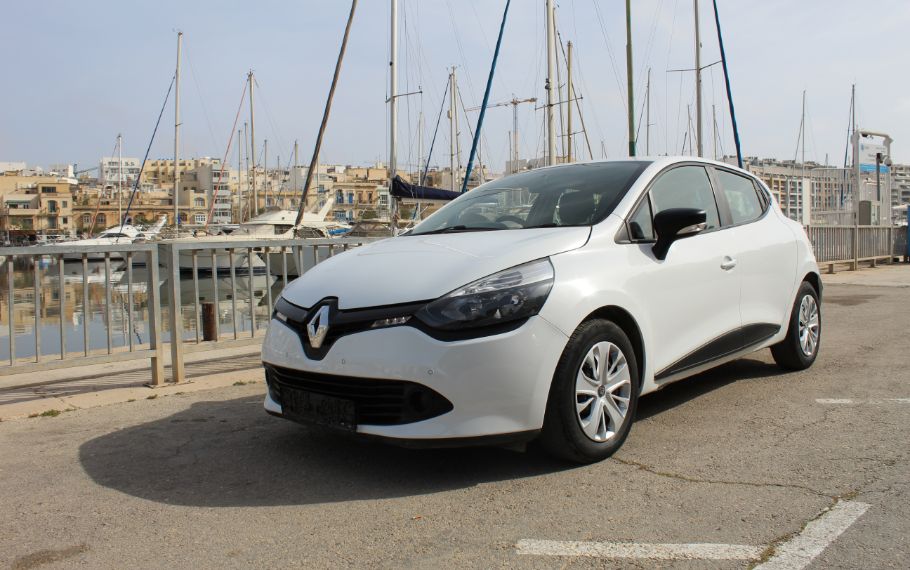 Renault Clio Diesel - Avis Used Car Sales